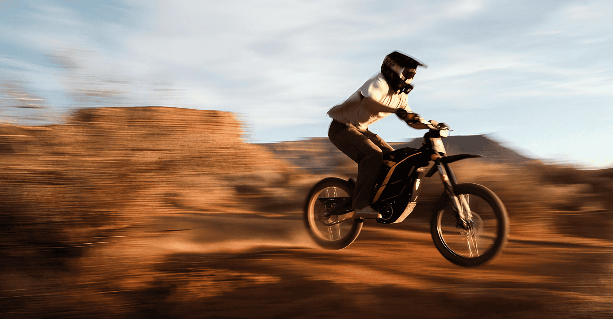 79BIKE Falcon Pro feature 1 #Color_Kenshi Black / All Black